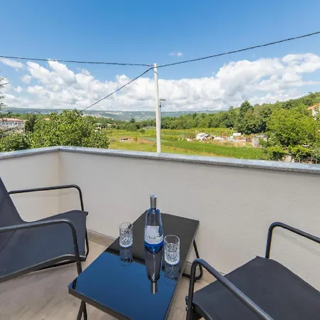 Villa Vinisterra Family-friendly With Pool,jacuzzi *
