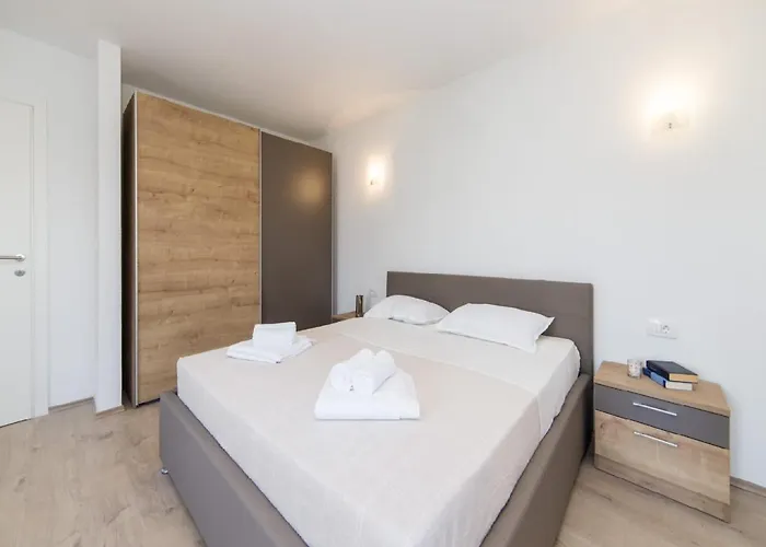 Vinisterra Family-friendly With Pool,jacuzzi