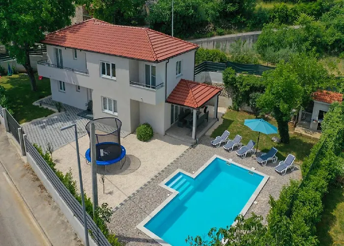 Villa Vinisterra Family-friendly With Pool,jacuzzi *
